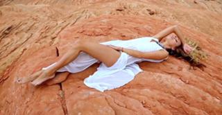 Regina Todorenko feet photo thumbnail