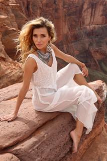 Regina Todorenko feet photo thumbnail