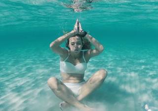 Regina Todorenko feet photo thumbnail