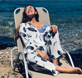 Regina Todorenko feet photo thumbnail