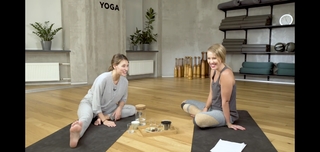 Regina Todorenko feet photo thumbnail