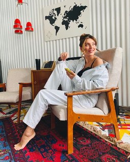 Regina Todorenko feet photo thumbnail