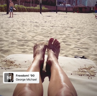 Regina Todorenko feet photo thumbnail