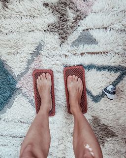 Regina Todorenko feet photo thumbnail