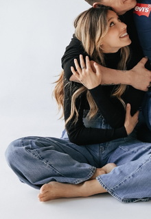 Regina Todorenko feet photo thumbnail