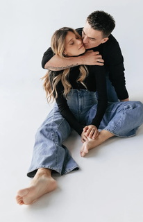 Regina Todorenko feet photo thumbnail