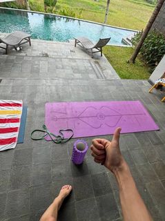 Regina Todorenko feet photo thumbnail