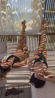 Regina Todorenko feet photo thumbnail