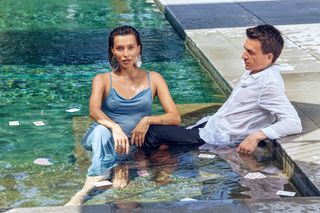 Regina Todorenko feet photo thumbnail