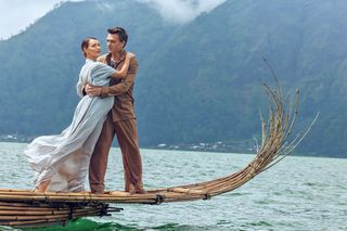 Regina Todorenko feet photo thumbnail