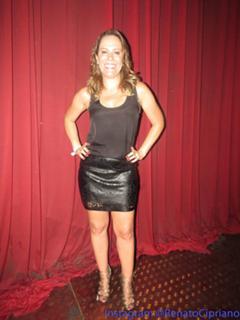 Regina Volpato feet photo 1