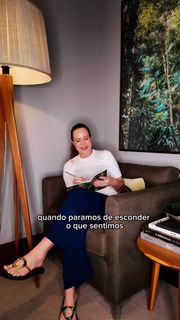 Regina Volpato feet photo 17