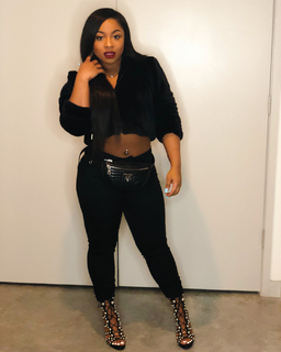 Reginae Carter feet photo 3