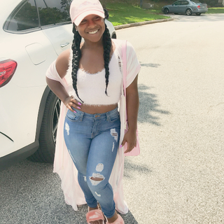 Reginae Carter feet photo 2