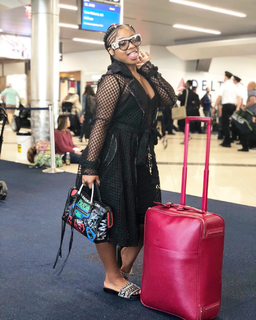 Reginae Carter feet photo 6