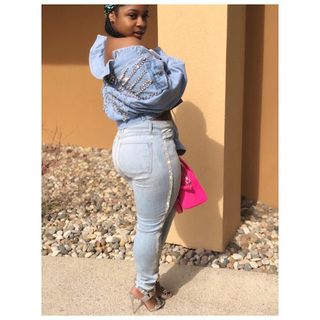 Reginae Carter feet photo 3