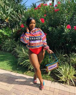 Reginae Carter feet photo 9