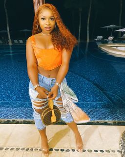 Reginae Carter feet photo 9