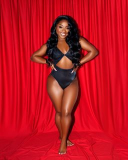 Reginae Carter feet photo 2