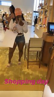 Reginae Carter feet photo 16