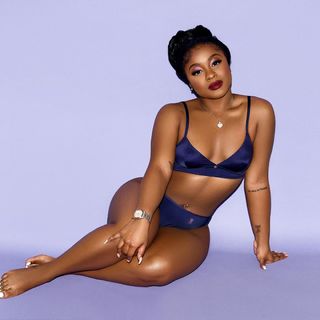 Reginae Carter feet photo 2