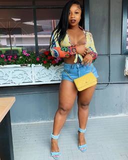 Reginae Carter feet photo 18