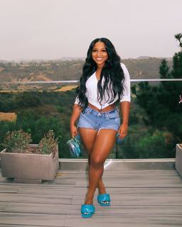 Reginae Carter feet photo 17