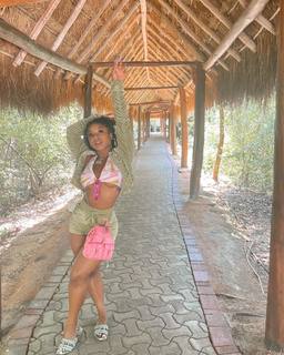 Reginae Carter feet photo 5