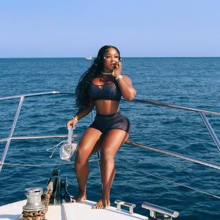 Reginae Carter feet photo 9