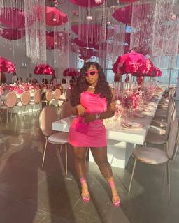 Reginae Carter feet photo 9