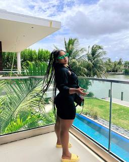 Reginae Carter feet photo 9