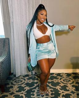 Reginae Carter feet photo 3