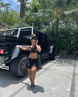 Reginae Carter feet photo 4