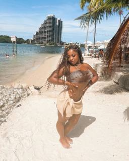 Reginae Carter feet photo 13