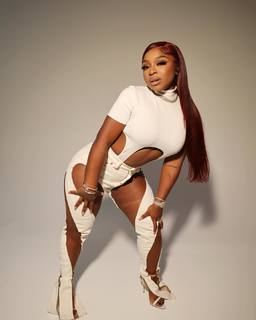 Reginae Carter feet photo 18