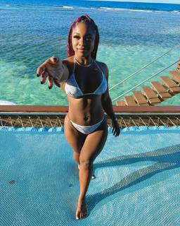 Reginae Carter feet photo 7