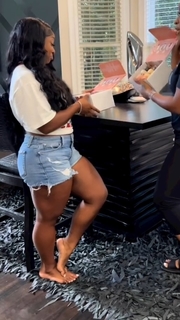 Reginae Carter feet photo 16