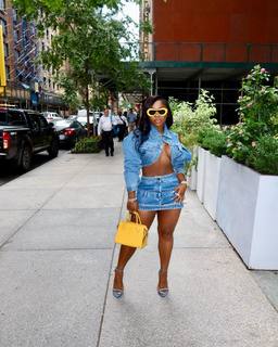Reginae Carter feet photo 10