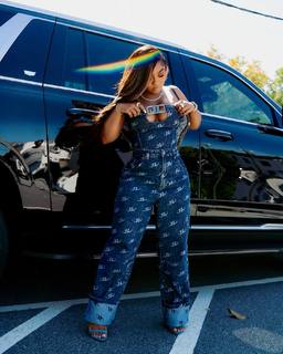 Reginae Carter feet photo 11