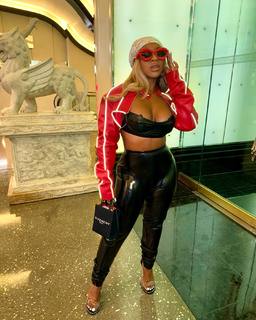 Reginae Carter feet photo 7
