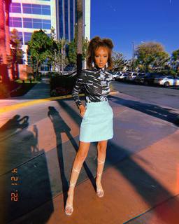 Reign Edwards feet photo 4