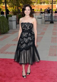 Reiko Aylesworth feet photo 1