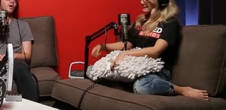 Reina Scully feet photo 7