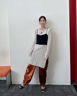 Reina Sumi feet photo 2