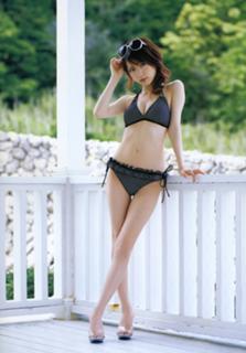 Reina Tanaka feet photo 4