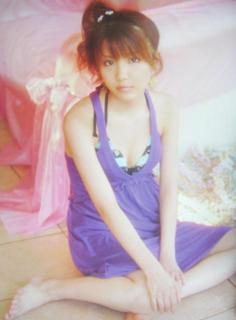 Reina Tanaka feet photo 2