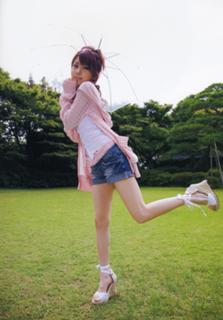 Reina Tanaka feet photo 4