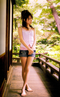 Reina Tanaka feet photo 5