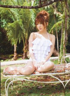 Reina Tanaka feet photo 2