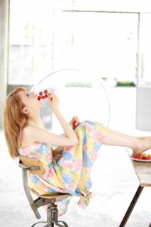 Reina Triendl feet photo 9